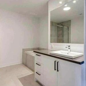 Logement 5 1/2 à louer avec vue sur le golf de Valleyfield - Photo 2