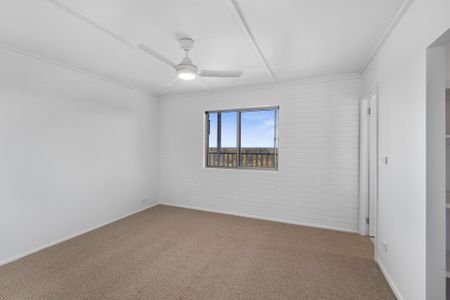 15B Aubrey Crescent, Coffs Harbour NSW 2450 - House For Rent | Domain - Photo 2