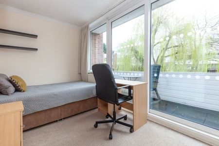 Horwood Close, Headington - Photo 2