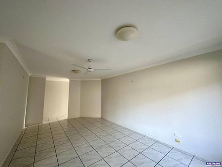 BEAUTIFUL HOME IN PRESTIGIOUS AREA - Photo 5