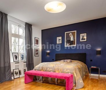 Unique Place - Photo 4