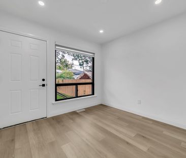 For Lease - 31A (Main Floor) Laurel Avenue, Toronto, Ontario - Photo 2