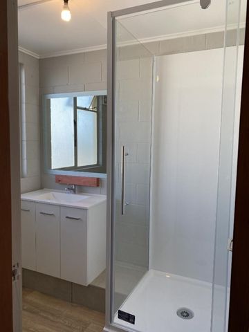 Sunny One Bedroom Unit, Close to town - Photo 5