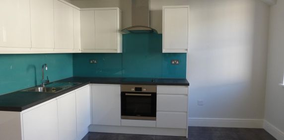 Prince Of Wales Road - Photo 2