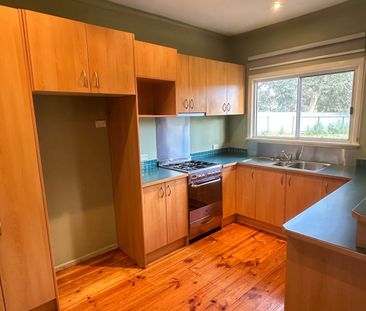 Two Bedroom Property - Photo 3