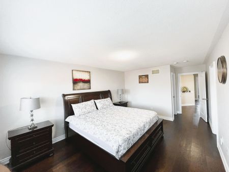For Lease - 199 Windfields Farm Drive, Oshawa, Ontario - Photo 5