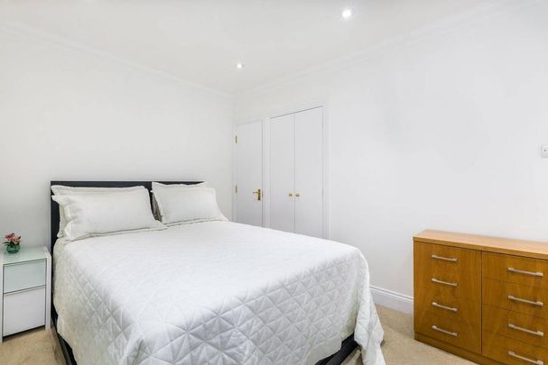 2 bedroom house to rent - Photo 1