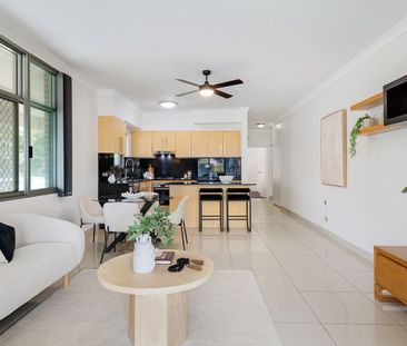 Spacious & Stylish Apartment With Huge Entertaining Terrace - Photo 2