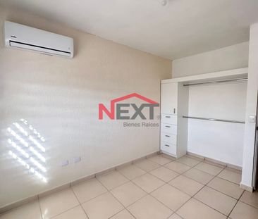 CASA EN RENTA EN PUERTA REAL RESIDENCIAL - Foto 2