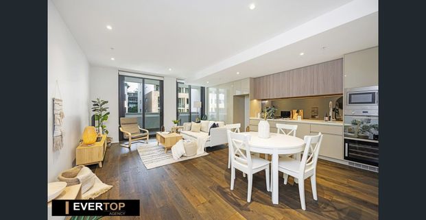 Spacious & modern one bedroom apartment within the Mascot's distinguished - Avantra Residences. **FURNITURES ARE NOT INCLUDED** - Photo 1