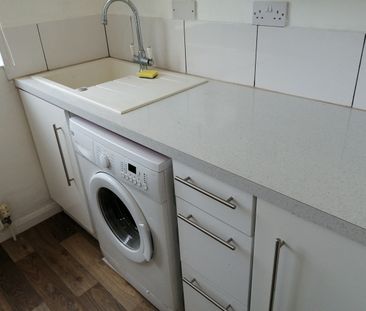 Room in a Shared House, Denman Road, SE15 - Photo 5