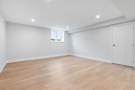 For Lease - 525 Larry Avenue, Oshawa, Ontario - Photo 4