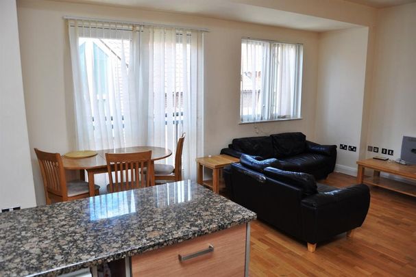 2 bedroom apartment to rent - Photo 1