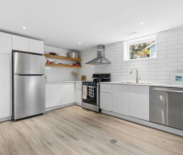 For Lease - 2112 Amesbury Crescent Unit# LOWER, Burlington, Ontario - Photo 1