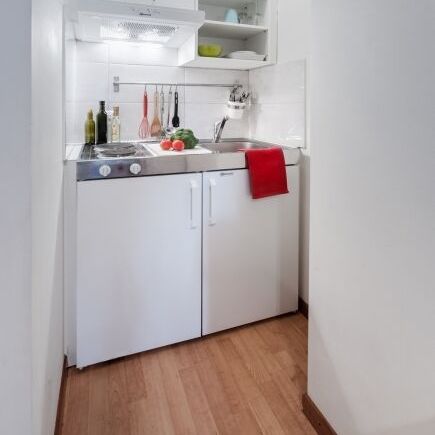 1.5-room furnished apartment at Kreuzplatz - Photo 4