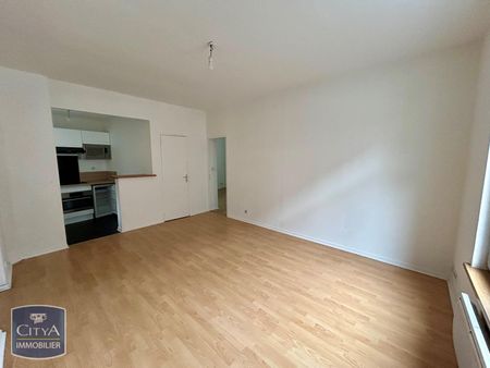 Location Appartement 2 pièces 33m² LA MADELEINE 59110 - Photo 2