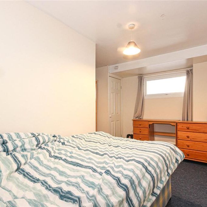 3 bedroom apartment to rent - Photo 1