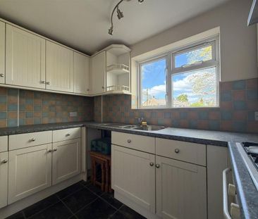 1 bedroom ground floor flat to rent - Photo 5