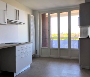 Location Appartement 4 pièces 85m² - Photo 2