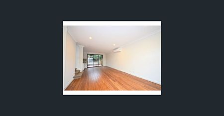 Mount View Primary School and Glen Waverley Secondary College school zone - Photo 2