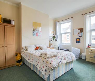 4 bedroom house to rent - Photo 3