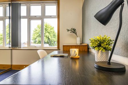 6 bedroom house to rent - Photo 4