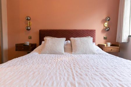 2 bedroom ground floor flat to rent - Photo 3