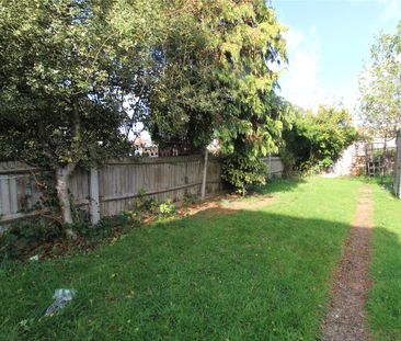 Stanley Avenue, Greenford, Ealing, UB6 8NN - Photo 1