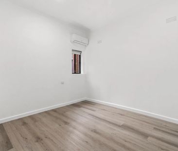 Classic Charm - Photo 4