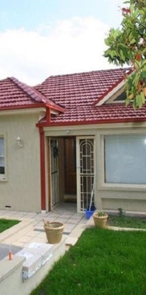 Family House in Ultra-Convenient Location ** Available 05/12/25 ** - Photo 1