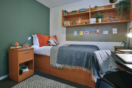 1 bedroom in a flat share to rent - Photo 3