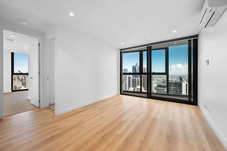 Luxurious City-View Living in the Heart of Melbourne - Photo 5