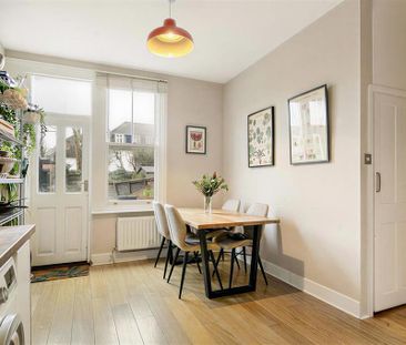 2 bedroom maisonette to rent - Photo 1