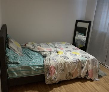 1ER Juin,3 Et Demi 1er Juin - Photo 1