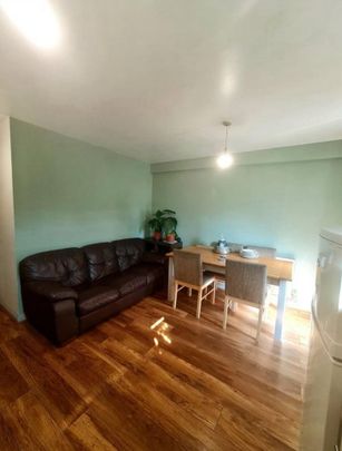 Room in a Shared House, Indigo Mews - Ashton, E14 - Photo 1