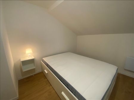 2 pièces - Meublé - 25,5 m² - 2ème étage - Colocation non autorisée - Photo 2