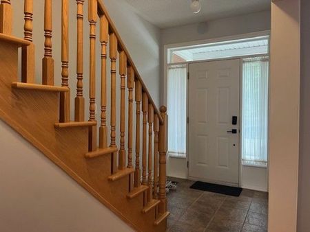 For Lease - 29 NORTH MAPLE Street, Collingwood, Ontario - Photo 3