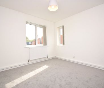 35, Blackmoor Court, Alwoodley, Leeds, LS17 7RS - Photo 4