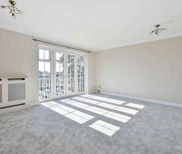 Belgrave Manor, Mount Hermon, GU22 - Photo 6