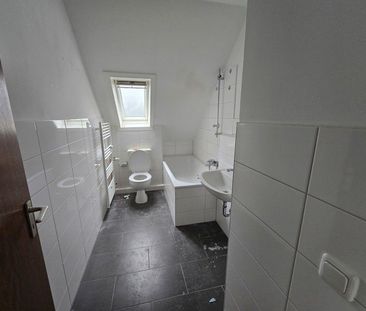 AB 15.02.2025: Moderne DG-Wohnung sucht neuen Mieter - Photo 3