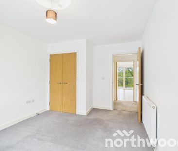2 bedroom flat to rent - Photo 6
