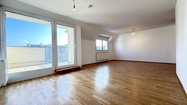 4 Zimmer - DG - Wohnung mit 2 Bädern und 8m² Terrasse! Weitblick! Hochwertige Ausstattung! - Photo 1