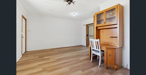 Positioned to Please! - Photo 1