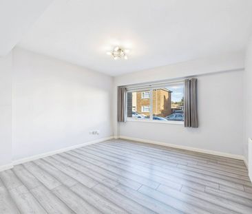 Risborough Road, Maidenhead Risborough Road, Maidenhead - Photo 1