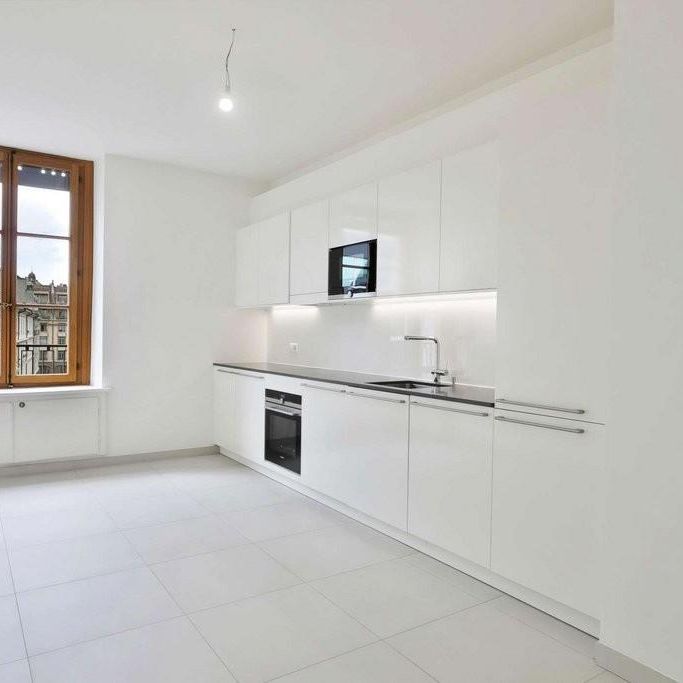 Appartement avec cachet donnant sur la rue du Rhône - Foto 1