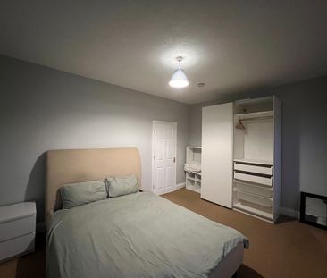 4 Bed Student Accommodation - Photo 2