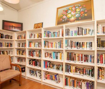 305-2016 Fullerton Avenue, North Vancouver - Photo 5