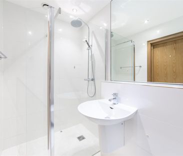 2 bed apartment to rent in Grainger Street, City Centre, NE1 - Photo 3