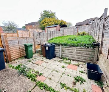 2 bedroom maisonette to rent - Photo 5