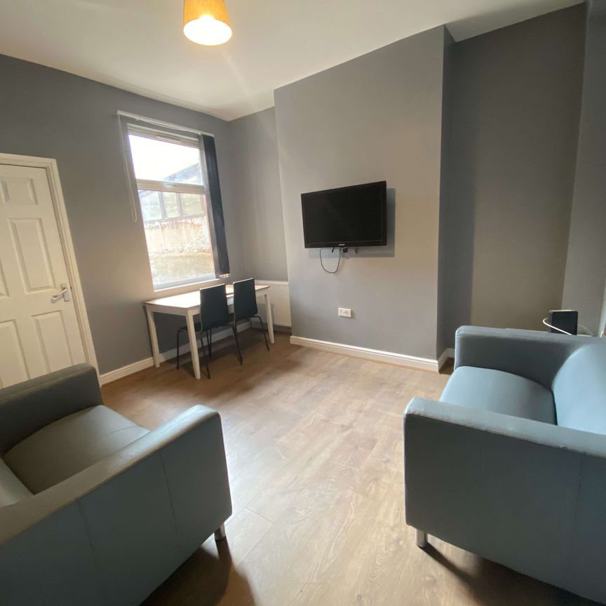 ensuite rooms in Coventry CV1 - Photo 1
